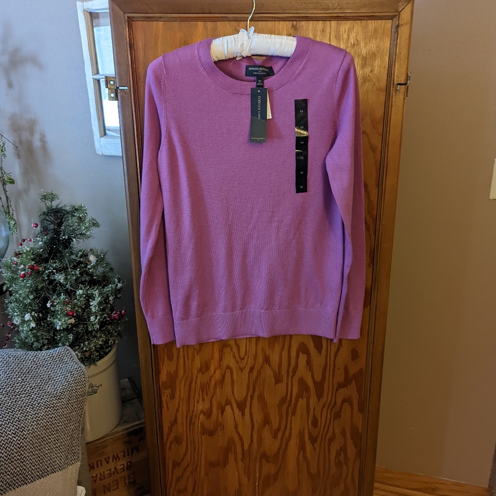 NWT Banana Republic Sweater. Size XS.
